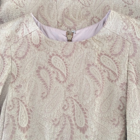 TRUE VINTAGE Gold Paisley 2PC Sheath & Jac… - Picture 6 of 10